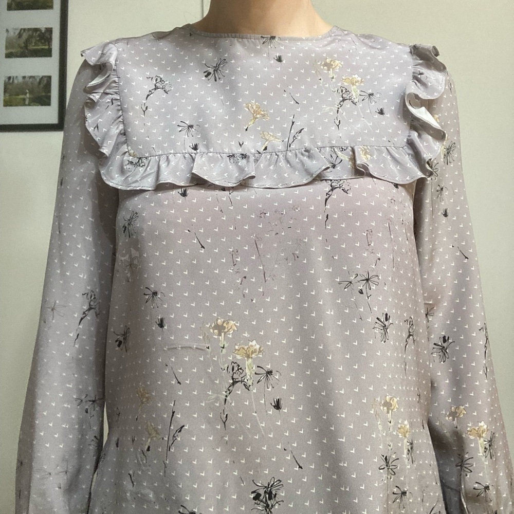 Lavender dot-and-floral pattern silk prairie style blouse